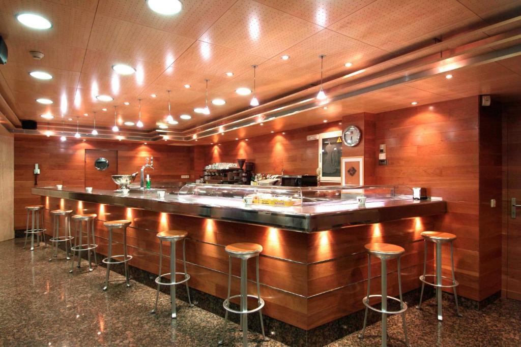 Hotel Chane La Puebla De Alfinden Екстер'єр фото